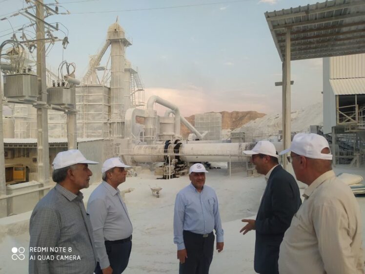 دیدار اعضای هیات موسس با بزرگان اهل سنت به مناسبت هفته وحدت و بازدید از کارخانه گچ شهر اهل بخش اشکنان